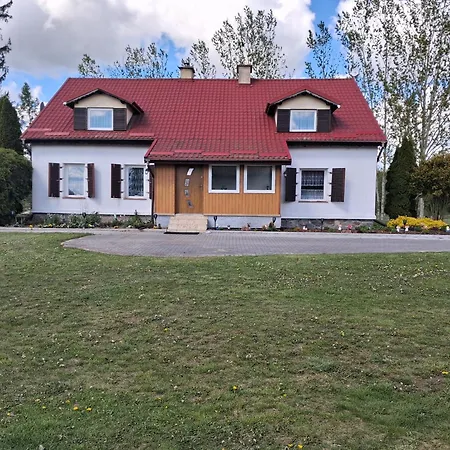 Holiday home Dom Na Zaciszu Biesowko