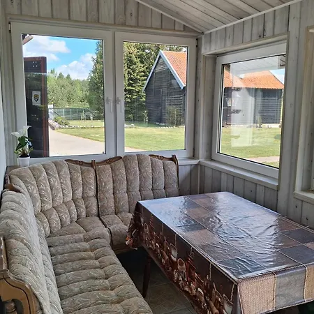 度假居 Dom Na Zaciszu Biesowko