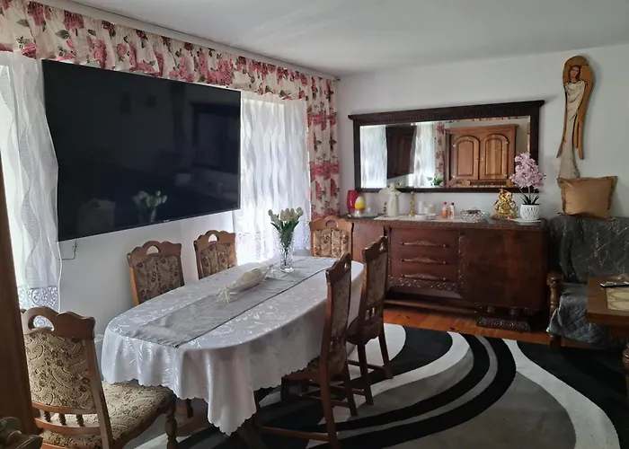 Dom Na Zaciszu Holiday home Biesowko