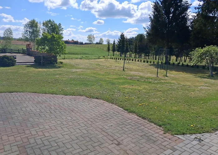 Dom Na Zaciszu * Biesowko